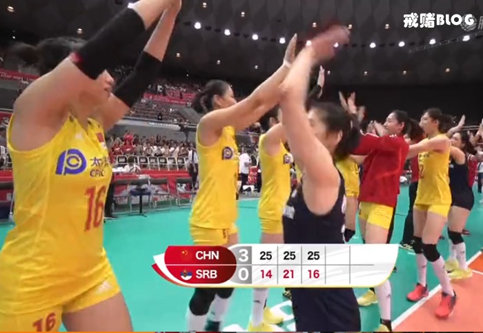 中国女排3-0击败塞尔维亚提前卫冕世界杯冠军